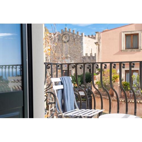 Longo Suites