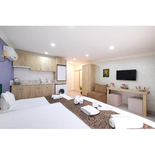 Loren Hotel&Suites