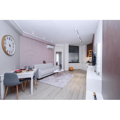 Loris Apartaments 203
