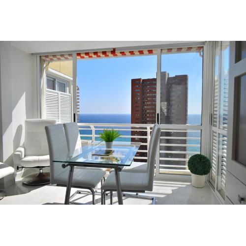 Los Caballos Vip playa Levante