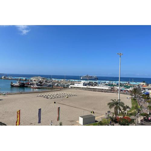 Los Cristianos, Ocean and Harbour view, pedestrian