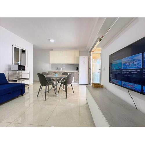 Los Cristianos Pool and Terrace