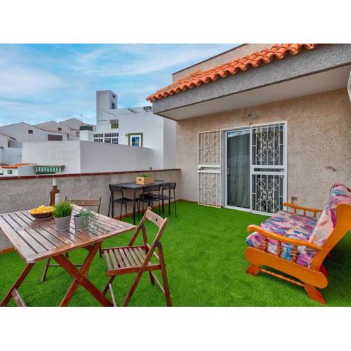 Los Cristianos terrace by Clabao
