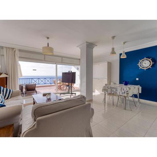 Los Erizos (Apartamento en primera Linea de mar)