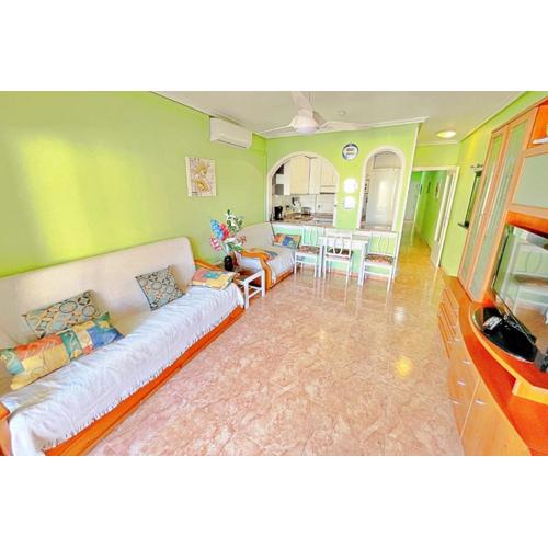 Los Náufragos - close to the beach apartment in Torrevieja