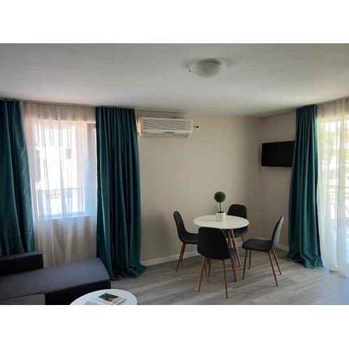 Lotos Apartments