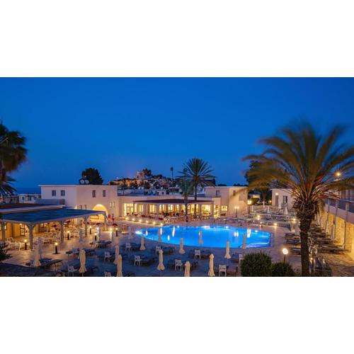Louis St. Elias Resort & Waterpark