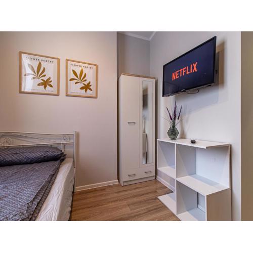 Louvre Loft: Charming Studio in Central Sofia