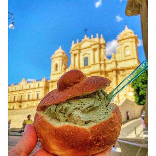 Love Noto
