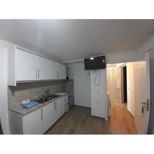 Lovely 1-bedroom Apartment in Sarandë