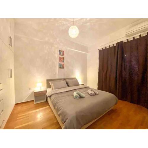 Lovely 1 BR Apartment in Athens