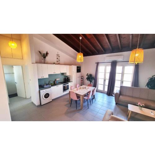 Lovely 1BR in Old Town - City Center & 4min to Beach