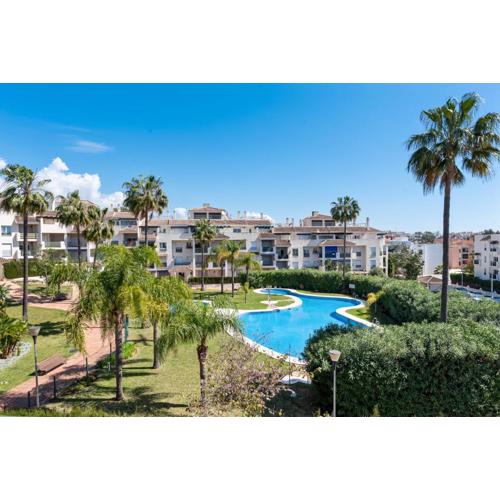 Lovely 2-Bed 10 mins walk from Puerto Banus