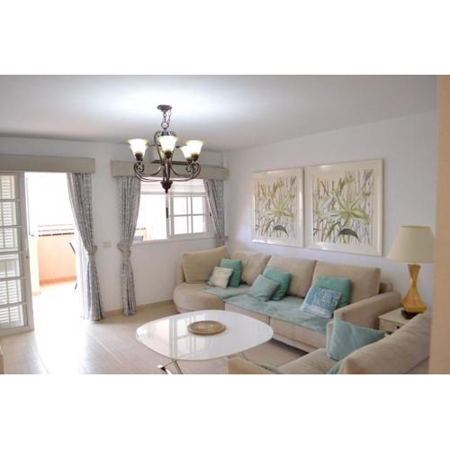 Lovely 2 Bed Apartment In Los Cristianos K204