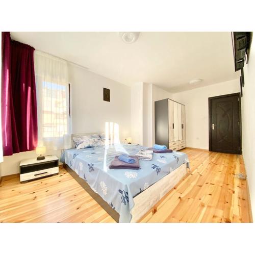 Lovely 2 Bedroom Apartment for 6 Guest in Burgas