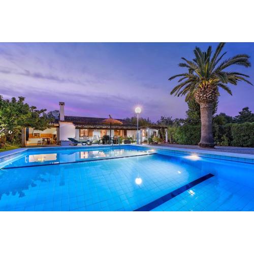 Lovely 3 bedroom villa close to Pollensa by Renthousing