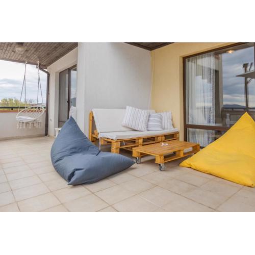 Lovely 3BD flat with PARKING and SEA VIEW by Flаt Manаger