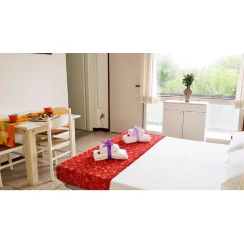 Lovely apartment for 5 guests by the beach-Beahost