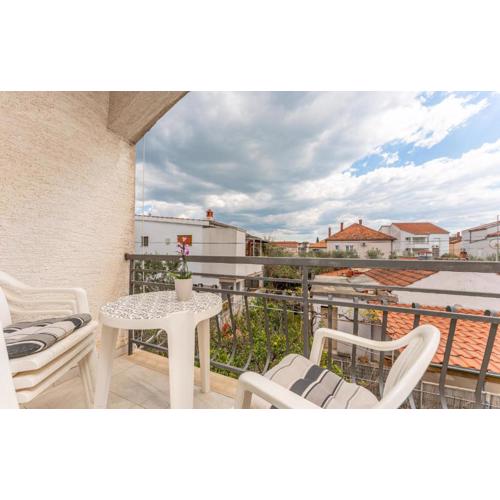 Lovely Apartment In Biograd Na Moru