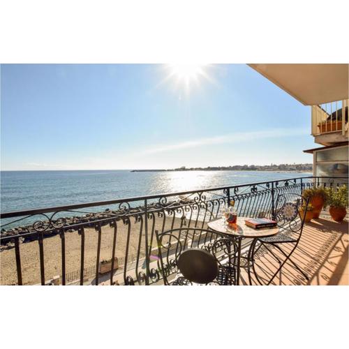 Lovely Apartment In Giardini Naxos
