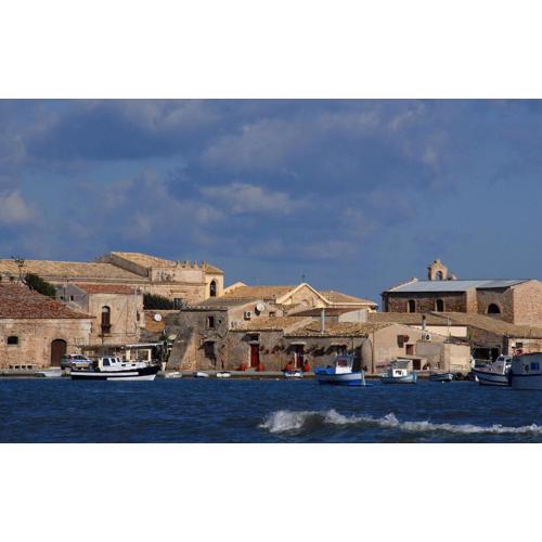 Lovely Apartment In Marzamemi