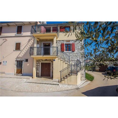 Lovely Apartment In Porec With Wifi