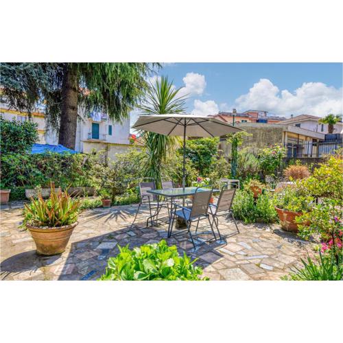 Lovely Apartment In Rapallo With Wifi