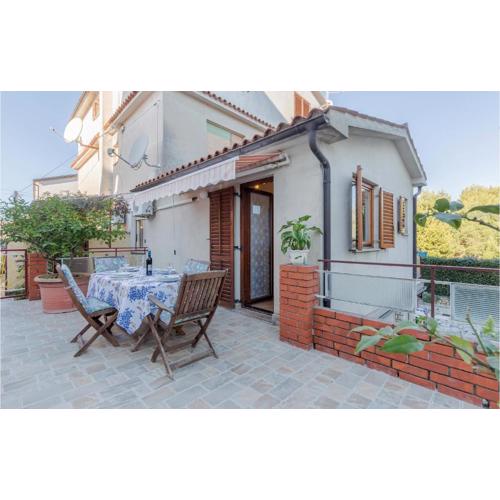 Lovely Apartment In Rovinj With Wifi