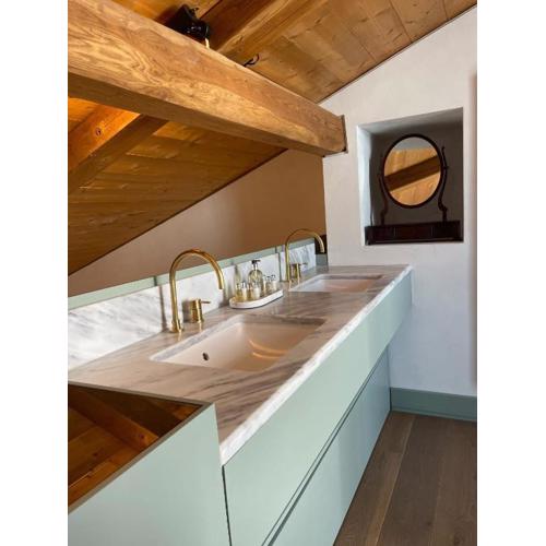 Lovely Athens Apartment 1 Bedroom Apartment Makarov Furnished Balcony And Terrace Outdoor Hot Tub Athinaidos