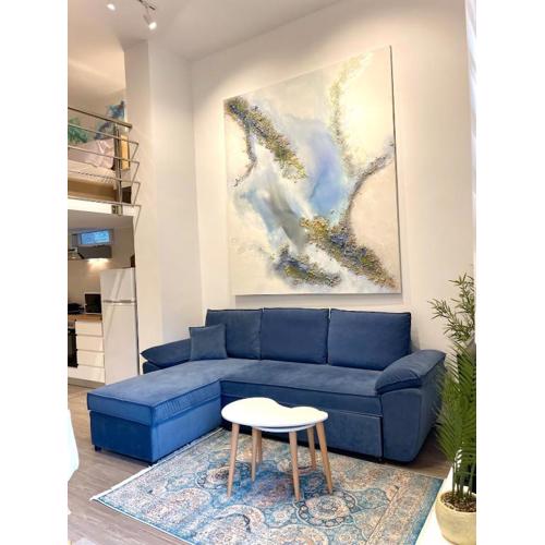 Lovely Blue Home - Centre City