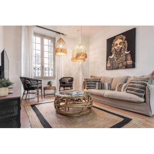 Lovely Boho apartment with parking - Historic Center by REMS
