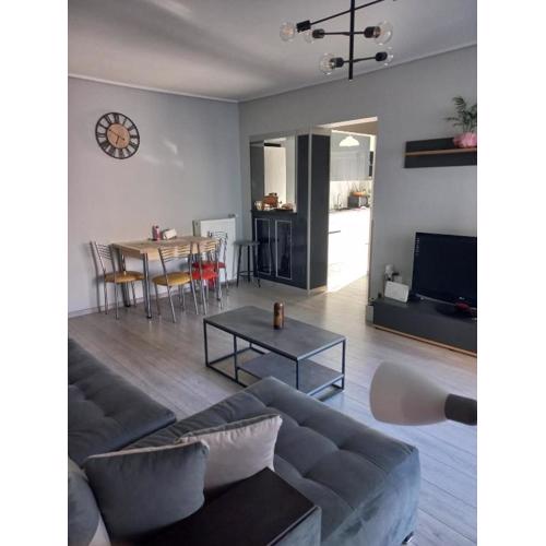 Lovely Faliro Apartment next to the sea.
