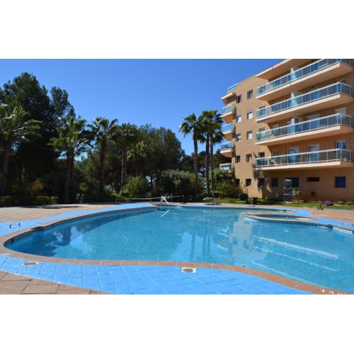 Lovely familiar apartment with pool in Cap Salou