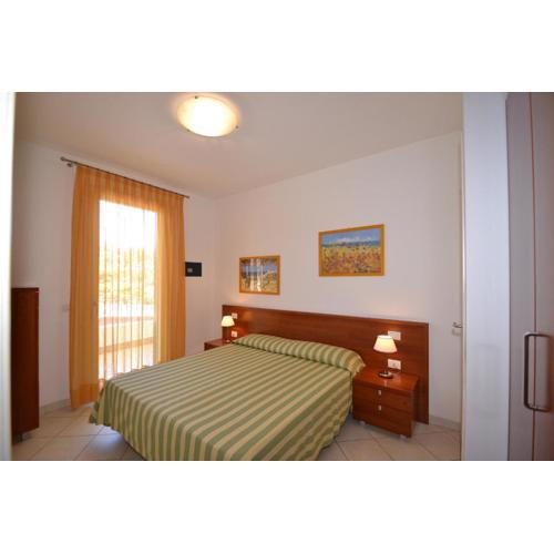 Lovely flat in a building surrounded by garden