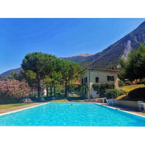 Lovely lake wiev&pool