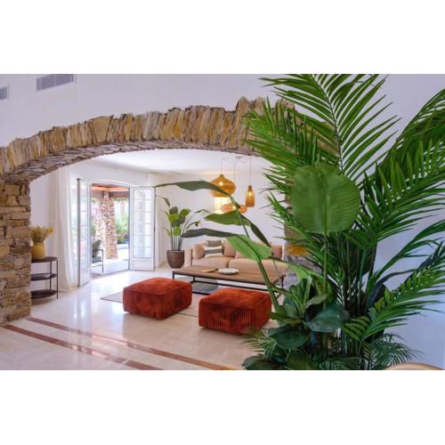 Lovely luxury villa with garden and private pool