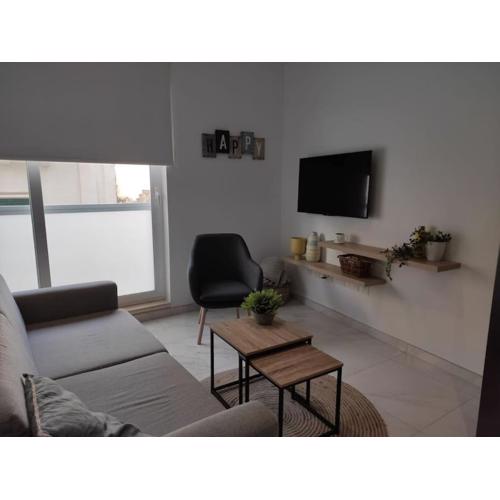 Lovely Modern One Bedroom Studio