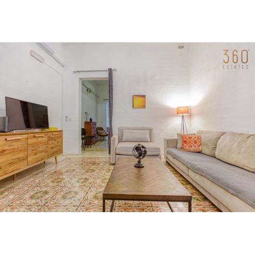 Lovely traditional 4BR Townhouse in charming Isla by 360 Estates