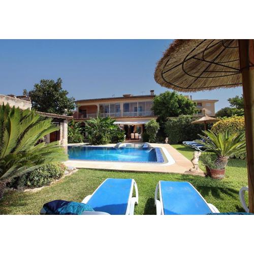 Lovely villa in Pollença old town by Renthousing