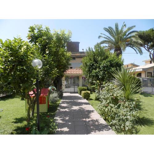 Luana Inn Holiday