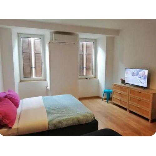 lucia haus trieste