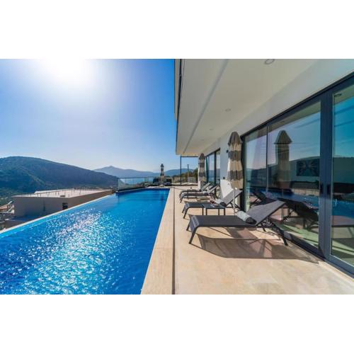 Lüks Tatil Villası Özel Havuzlu Horyes