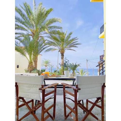 Luma - Beachfront Apartment
