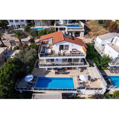 Lumiere Villas 3