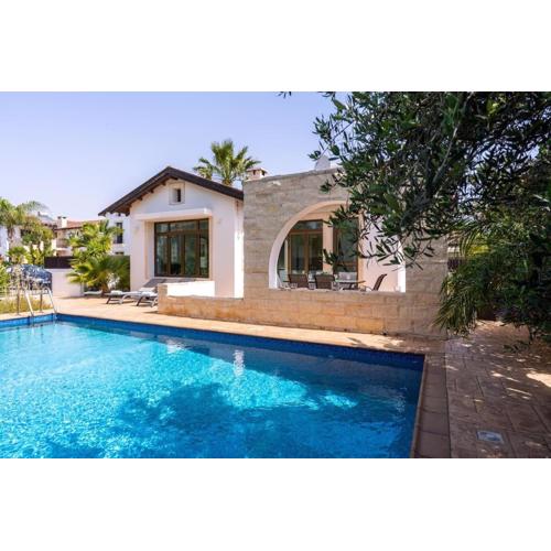 Lumina 2-Bedroom Villa and Pool in Ayia Napa