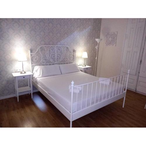 Lumine Luxury Suites by gaiarooms