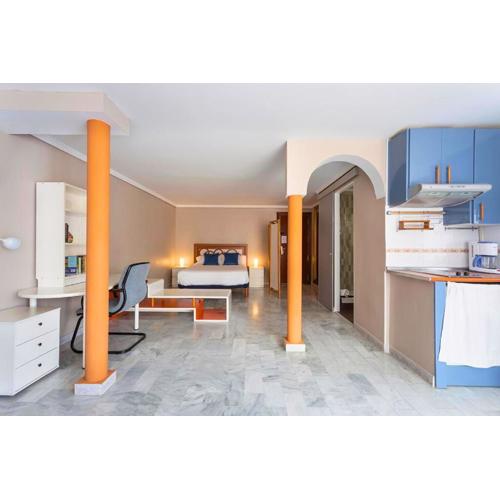 Luminosity Square Studio. Francos 14