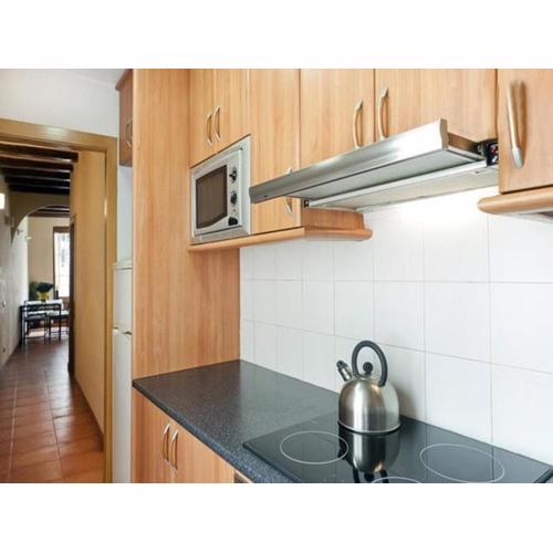 Luminoso apartamento 1 habitación cerca de Las Ramblas, hasta 4 pers, cocina equipada. - ES-341-6
