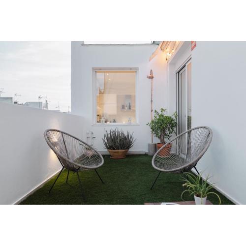 Luminoso Ático con terraza privada junto a la Catedral