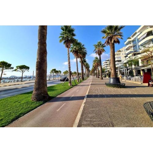 Lungomare Daily Apartment beachfront